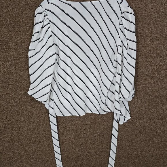 Worthington Stripped Wrap Blouse PL White and Black- Pre-Owned - Picture 4 of 7